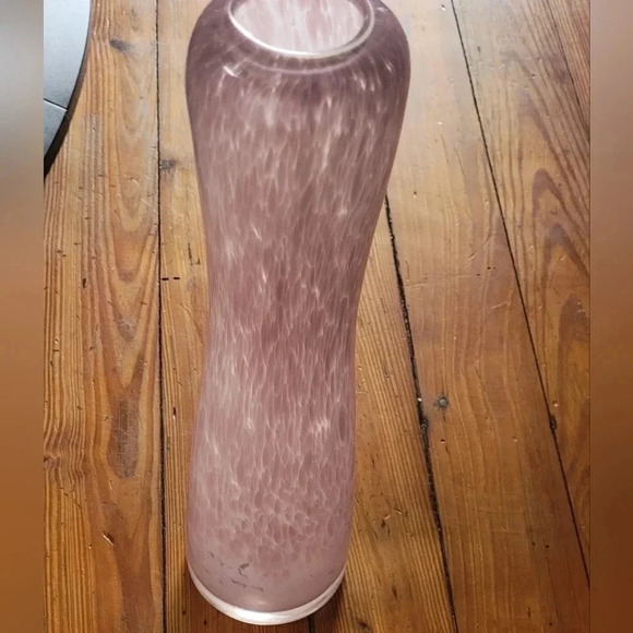 Beautiful Vintage pastel lavender bubble art glass vase!Unmarked! Price is for 1 - Picture 2 of 9